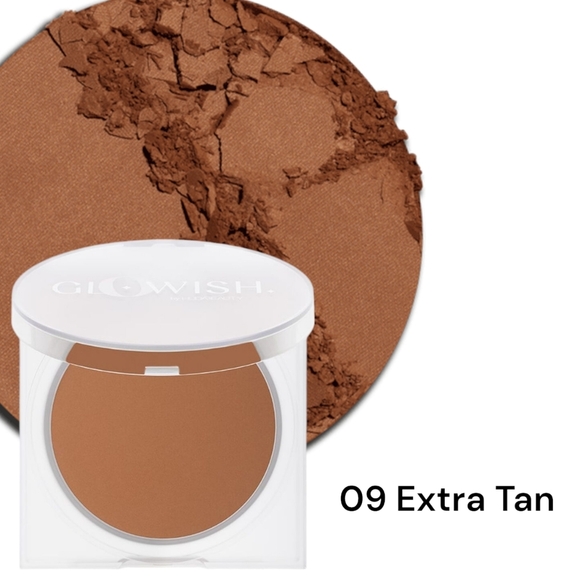 Huda Beauty | GloWish Luminous Pressed Powder - Picture 1 of 3